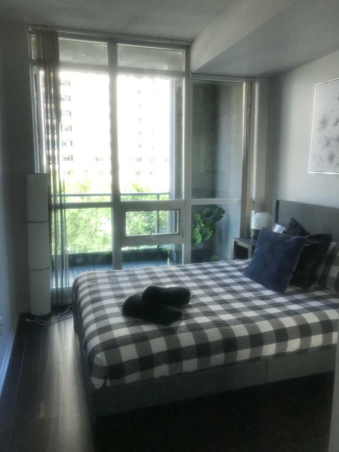 Executive 1 Bedroom Condo Sleeps 2 Toronto Luaran gambar