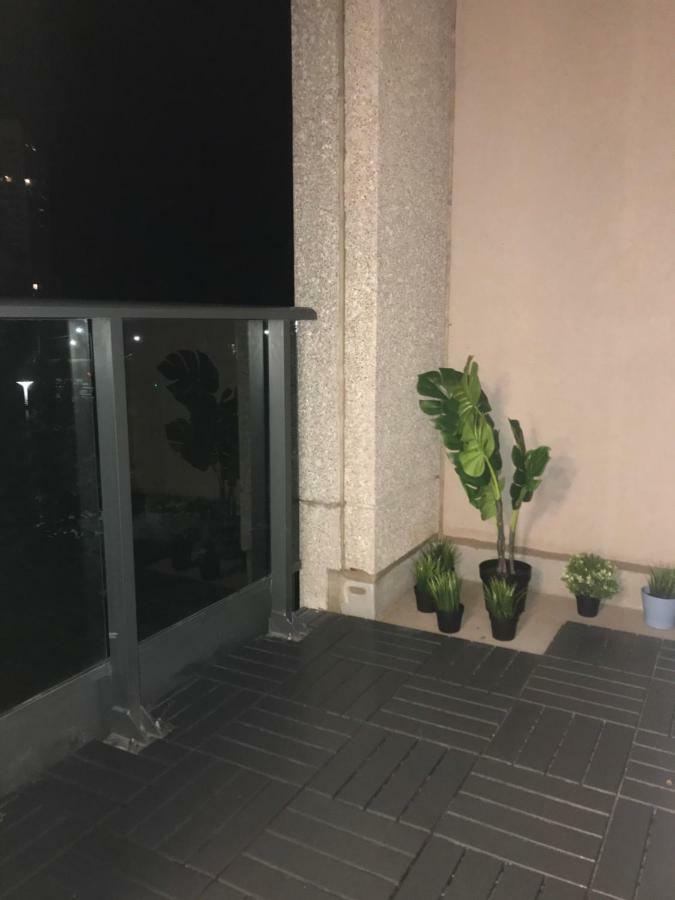 Executive 1 Bedroom Condo Sleeps 2 Toronto Luaran gambar
