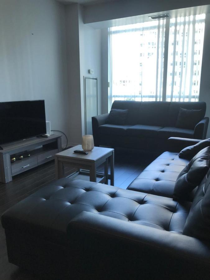 Executive 1 Bedroom Condo Sleeps 2 Toronto Luaran gambar